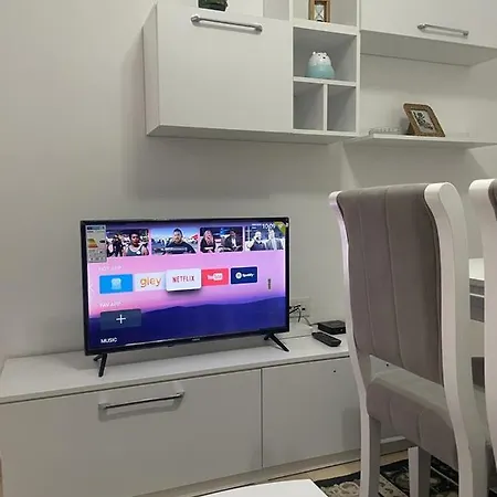 Sun Tower تيرانا