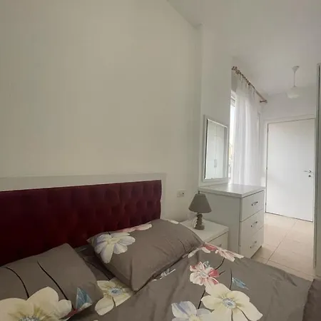 Sun Tower Apartment *